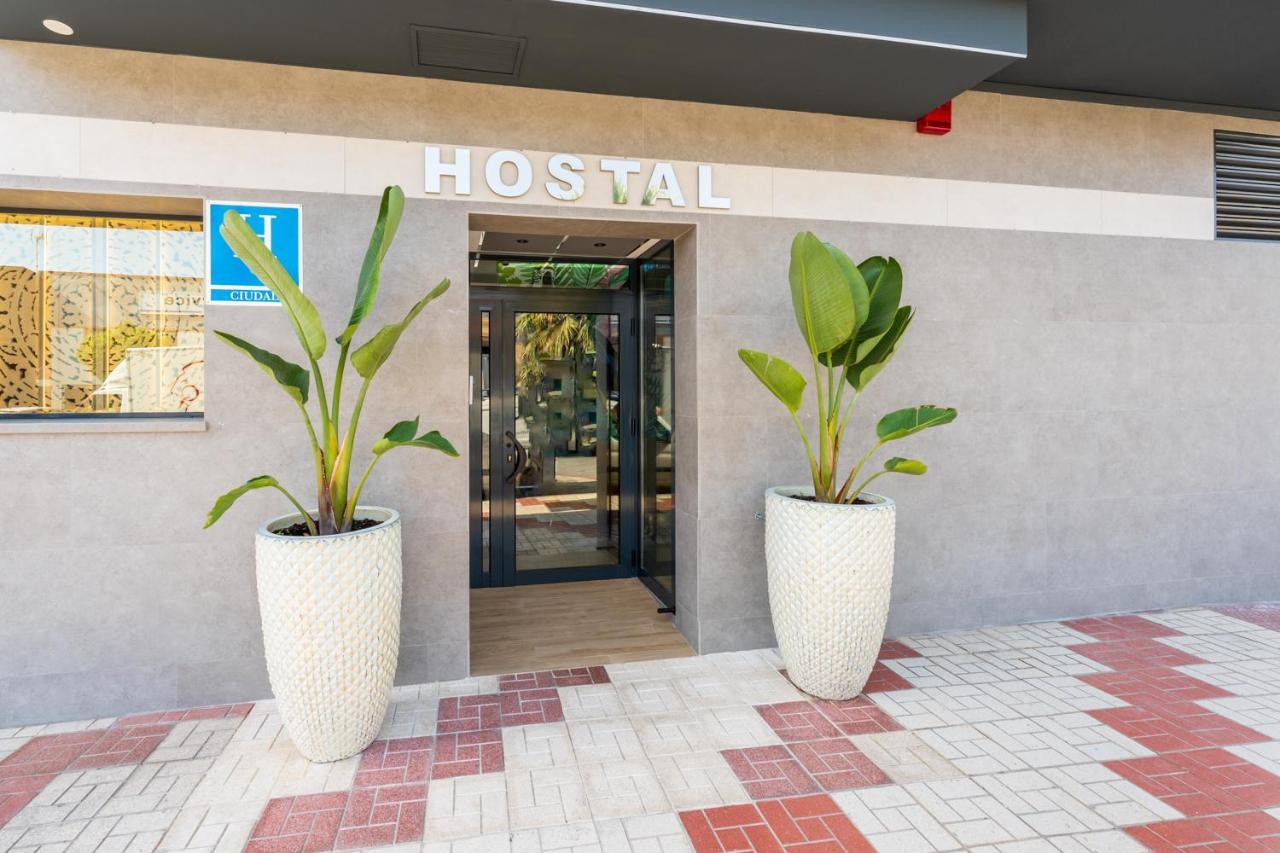 Hostal Romerito Malaga Bagian luar foto